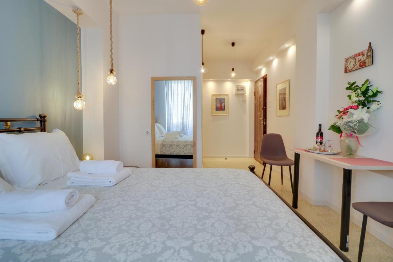 Stylish, Comfy Suite In The Heart Of Atina Dış mekan fotoğraf